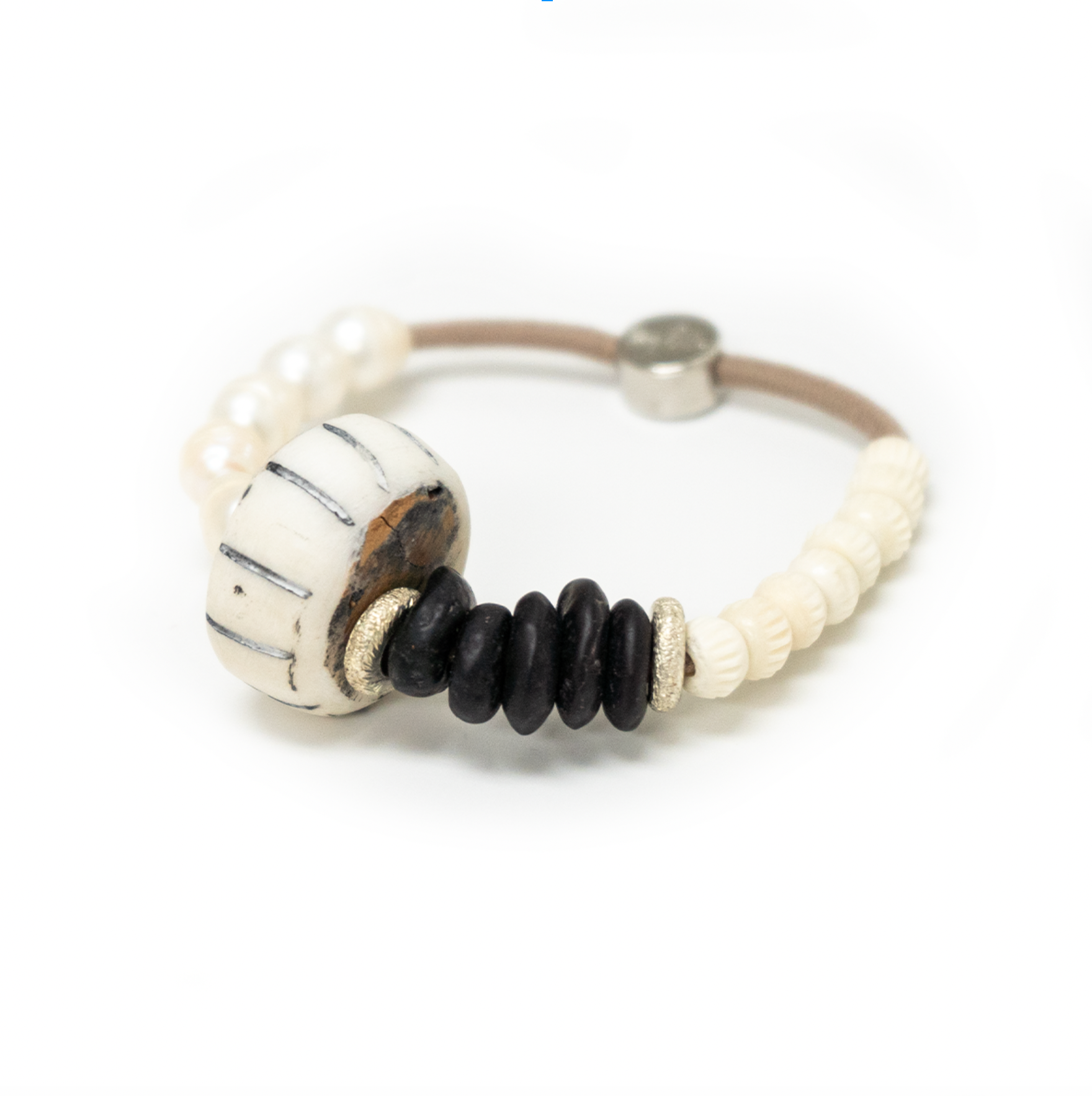 GREAT WHITE - CAPSULE/ LIMITED EDITION/ BRACELET /HAIRTIE/ SPRING/SUMMER